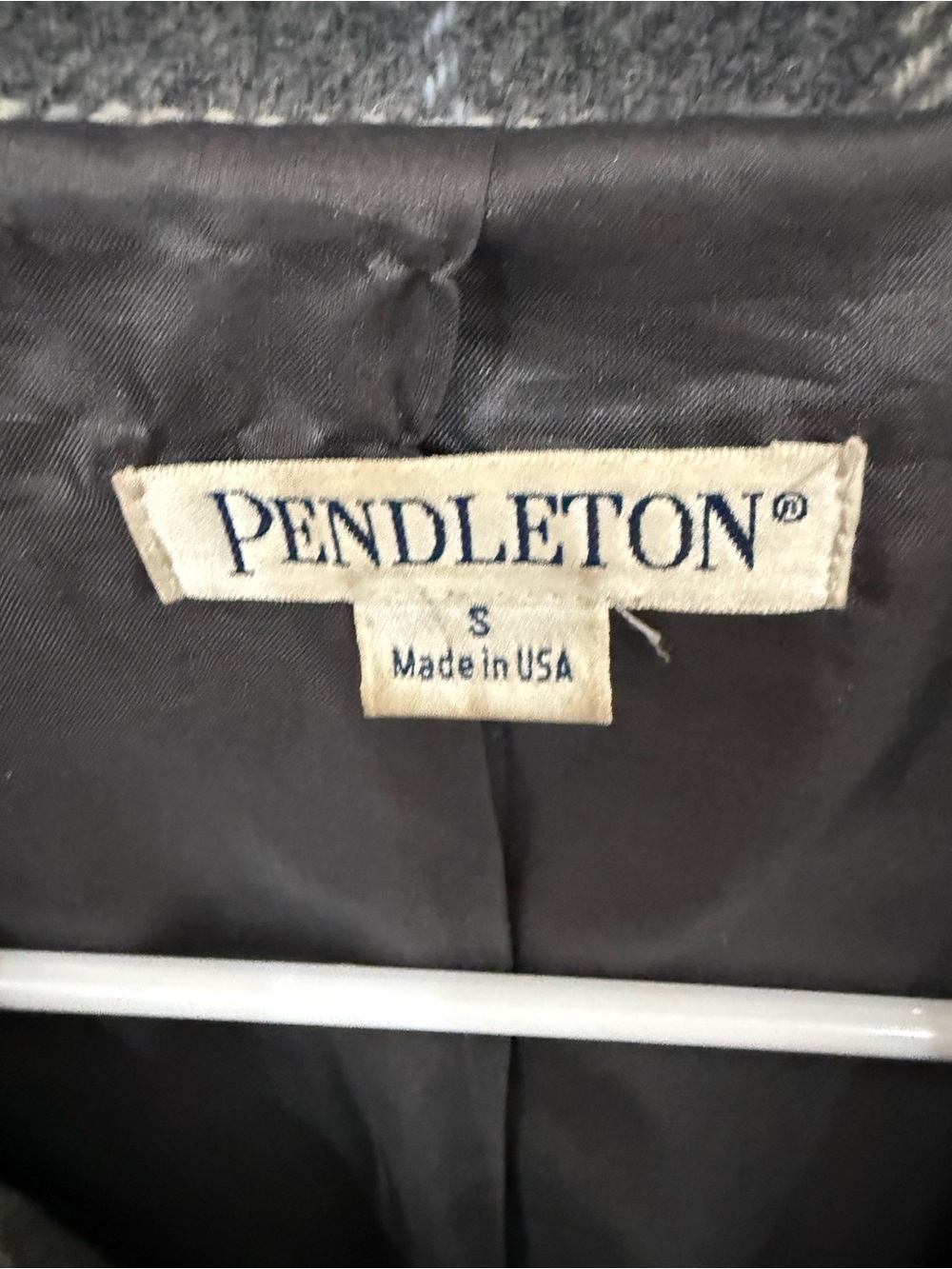 Pendleton Women’s S Wool Plaid Jacket Gray Blue Toggle Button Made in USA - Picture 3 of 4